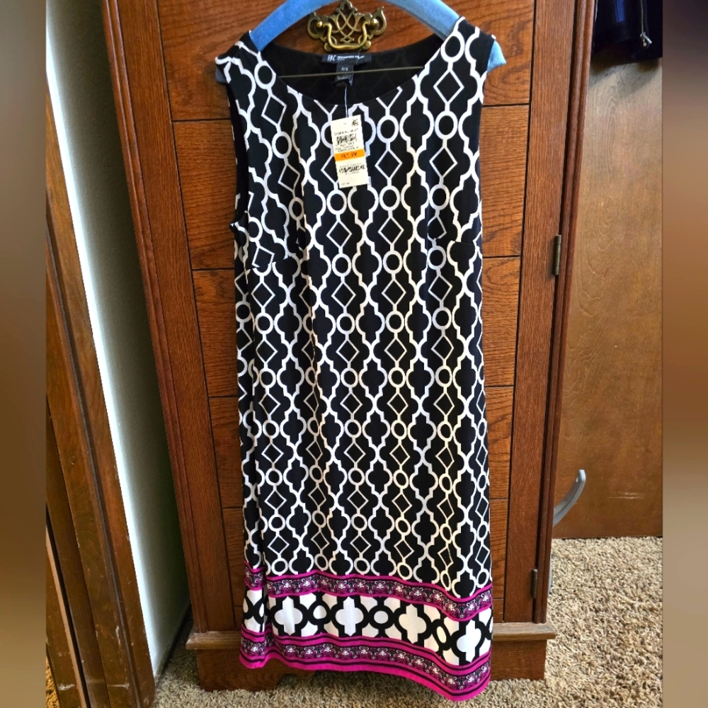 NEW INC petite abstract print tunic dress.